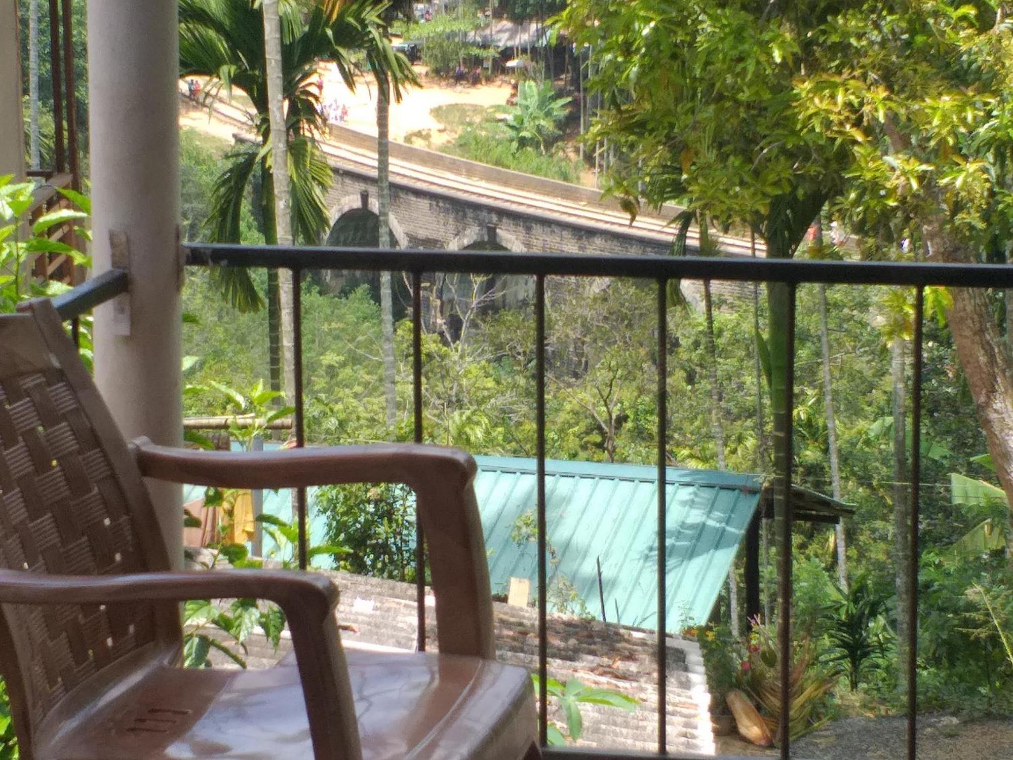 Nine Arch Araliya Homestay 埃拉 外观 照片